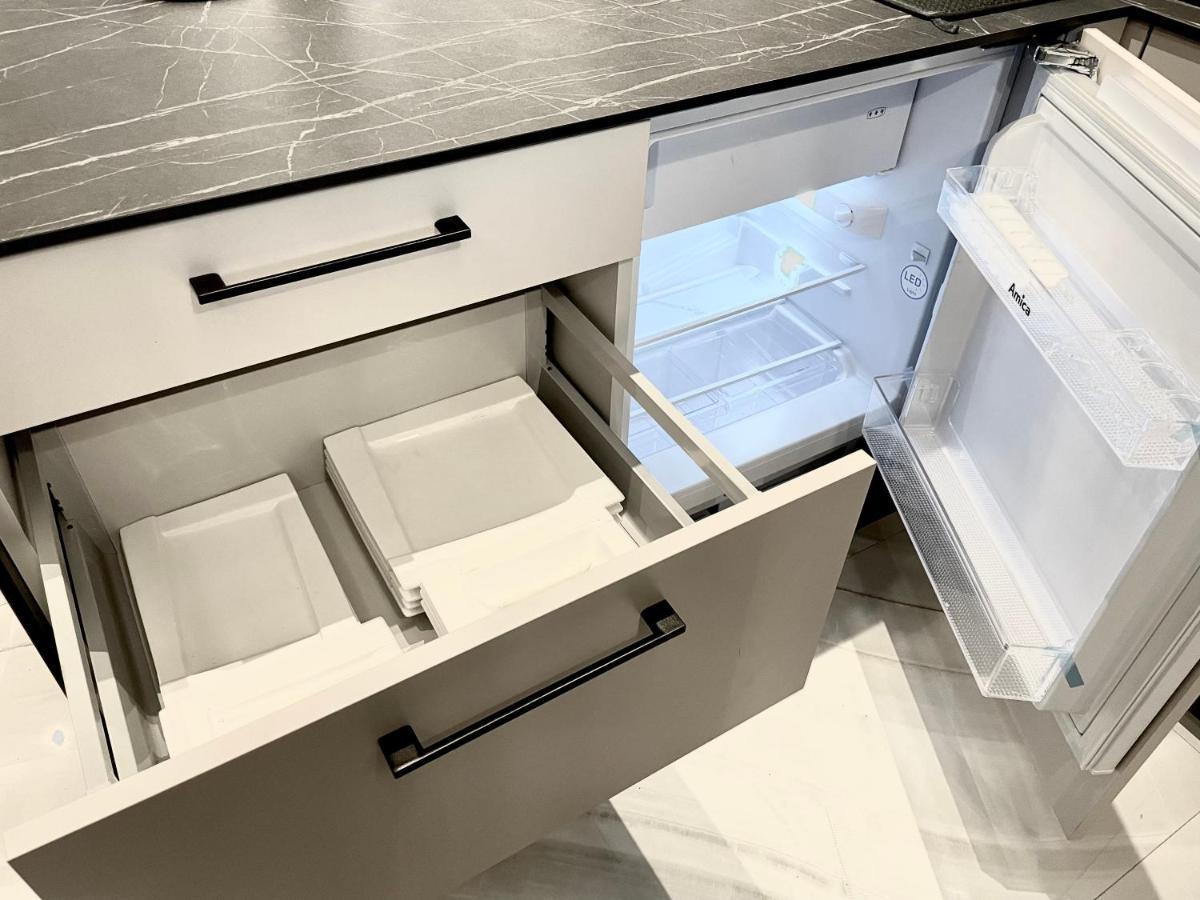 Apartament Elegance Hanza Tower シュチェチン エクステリア 写真
