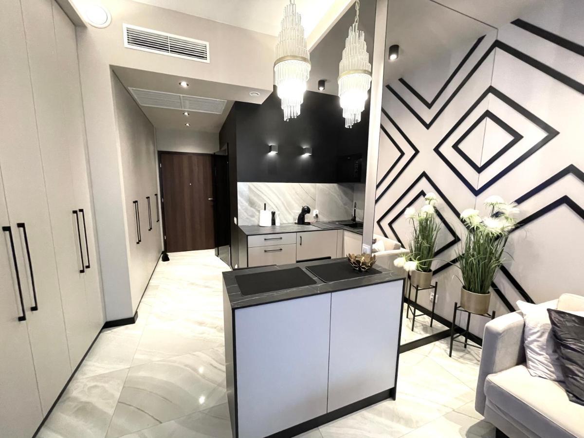 Apartament Elegance Hanza Tower シュチェチン エクステリア 写真